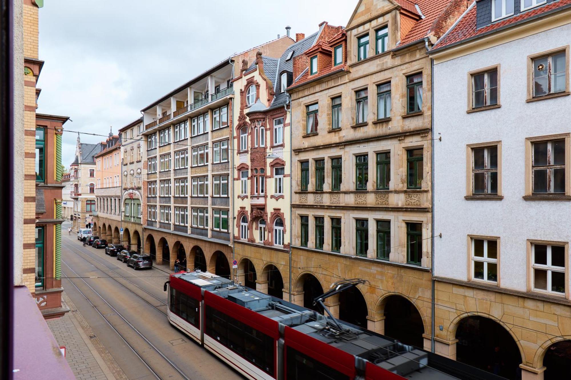 Stylisches Apartment I Fahrstuhl I Bahnhofsnah Erfurt Eksteriør billede